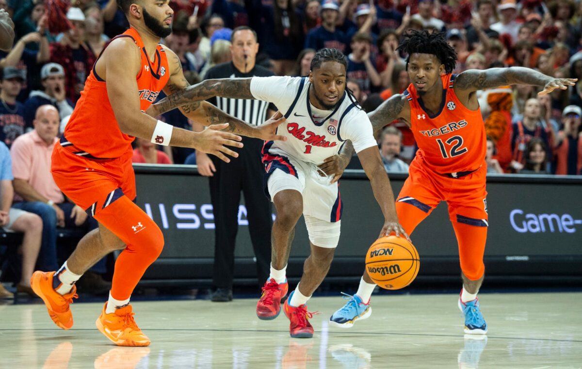 Instant Analysis: Four reach double-figures in Auburn’s close win over Ole Miss