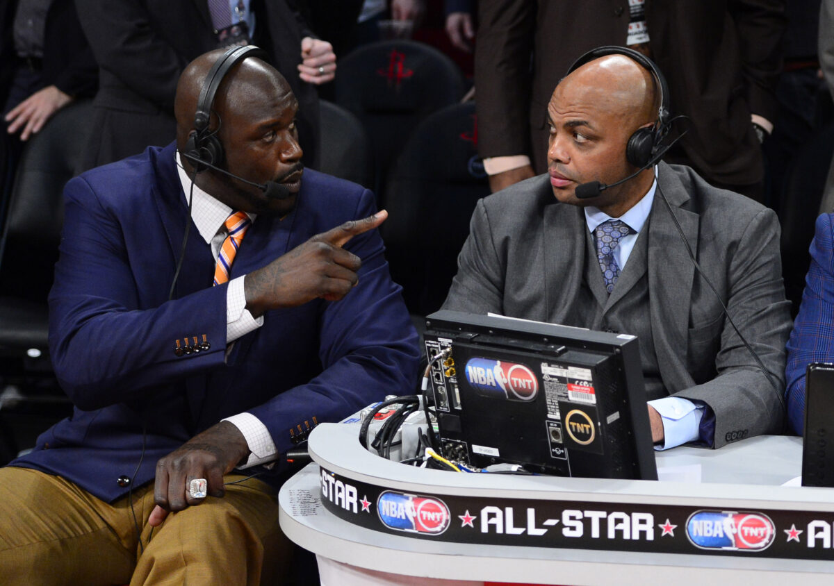 Charles Barkley hilariously saved us from watching Shaq undress on ‘Inside the NBA’ and we should all be thankful