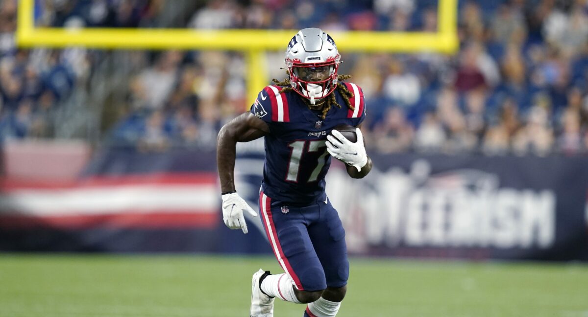 Three players waived by Patriots, including preseason standout