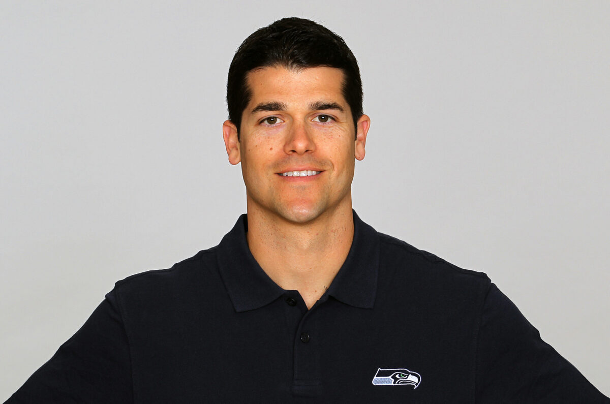 Buccaneers to hire Seahawks QB coach Dave Canales as new OC