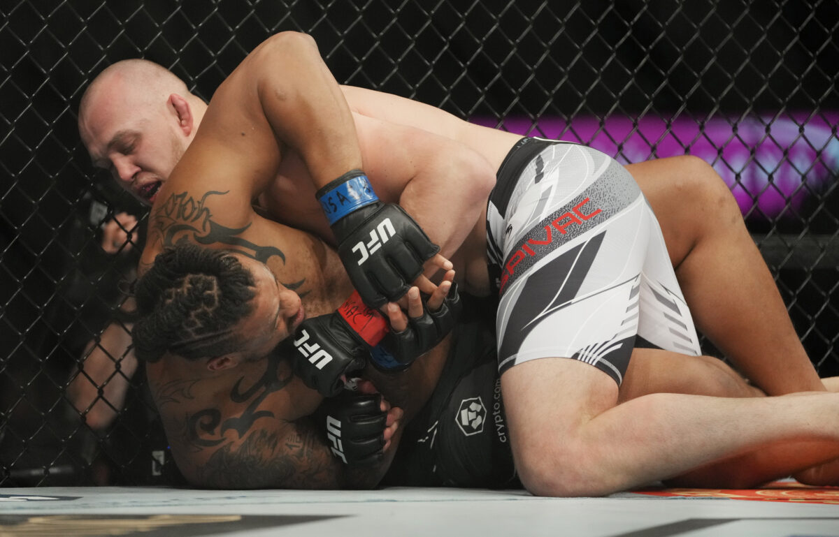 UFC free fight: Serghei Spivac mauls Greg Hardy in quick first-round TKO
