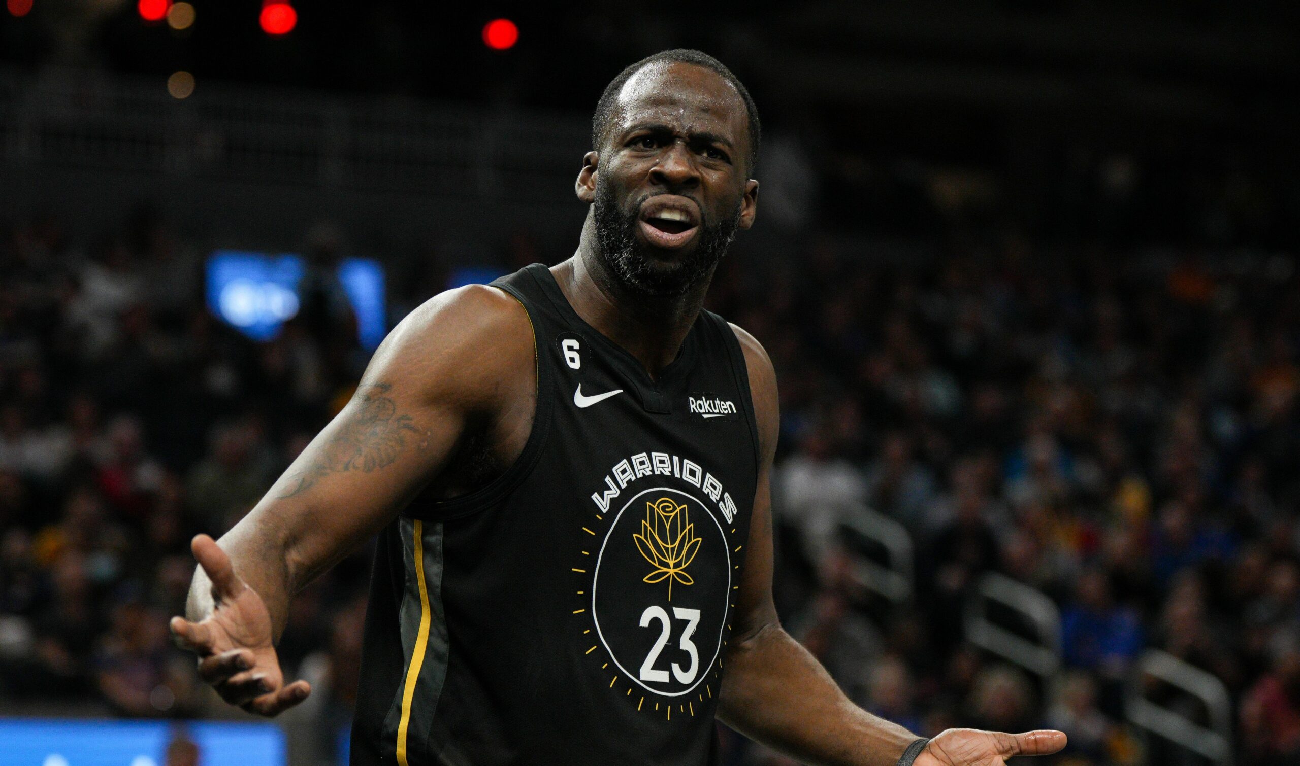 Mic’d-up video shows what Draymond Green said to Brandon Ingram during Warriors-Pelicans altercation