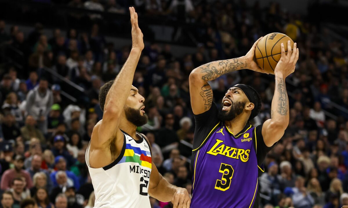 Lakers player grades: L.A. finally gets over .500 with win over Timberwolves