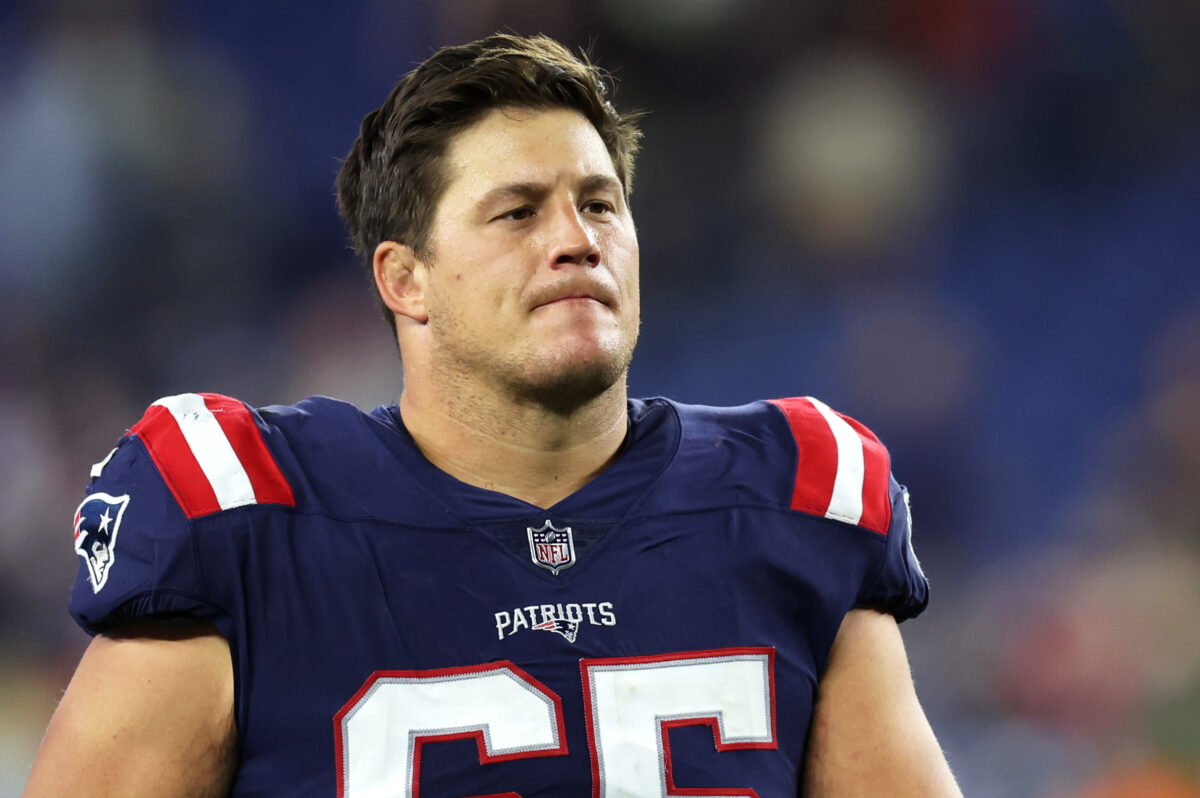 Patriots re-sign backup offensive lineman ahead of free agency