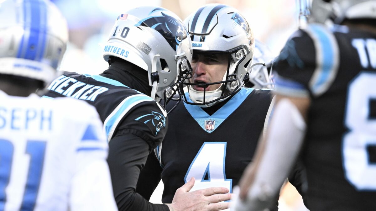 Panthers re-sign Eddy Piñeiro to 2-year deal, release Zane Gonzalez
