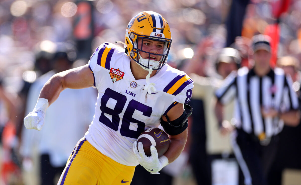 These 10 LSU football players will be out or limited for spring practice