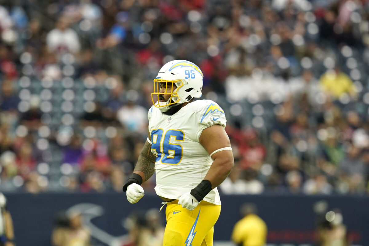 Former Chargers DT Breiden Fehoko signs with Steelers