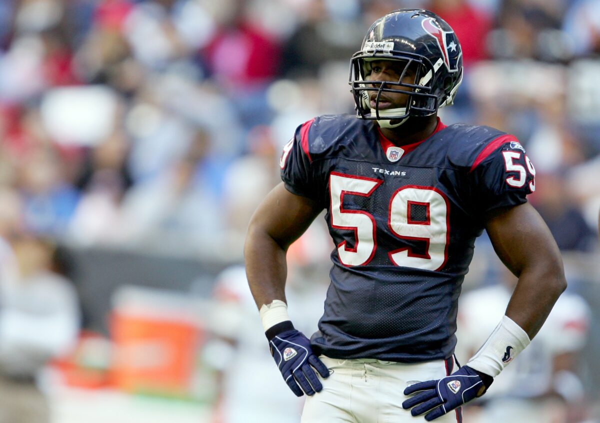 Texans special teams coach Frank Ross says DeMeco Ryans’ playing days bring gravitas