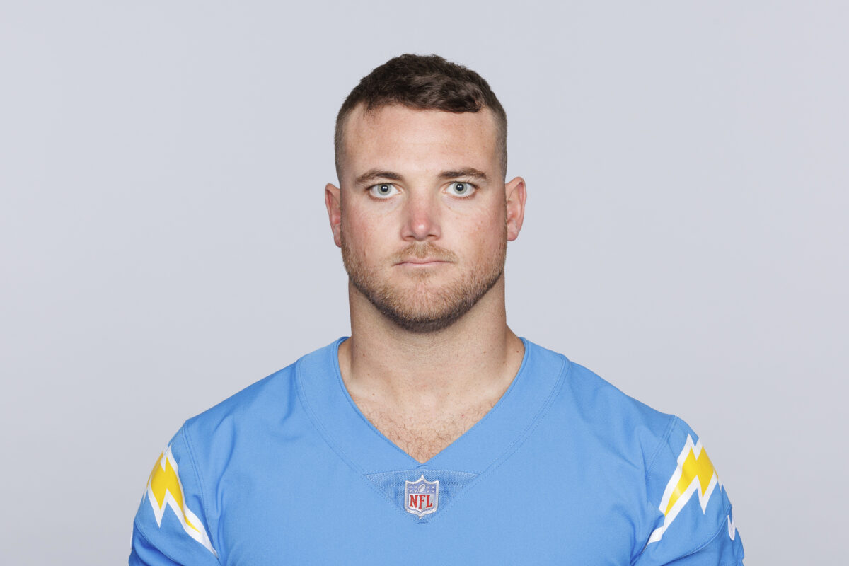 Ex-Chargers LB Troy Reeder signing with Vikings