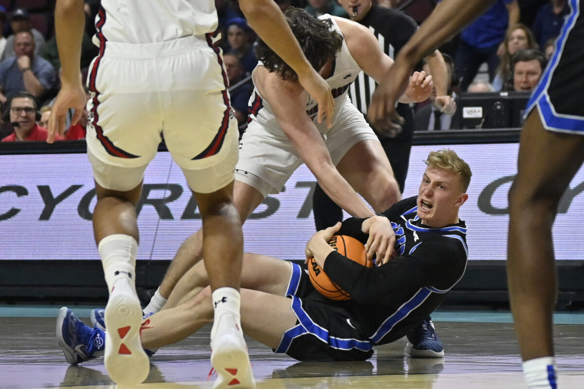 Bad beat: BYU inexplicably fouled Saint Mary’s with a second left to blow the cover