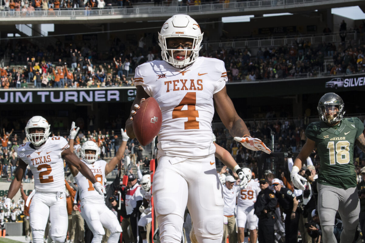 Longhorns in NFL: DeShon Elliott signs with Miami, other notable moves