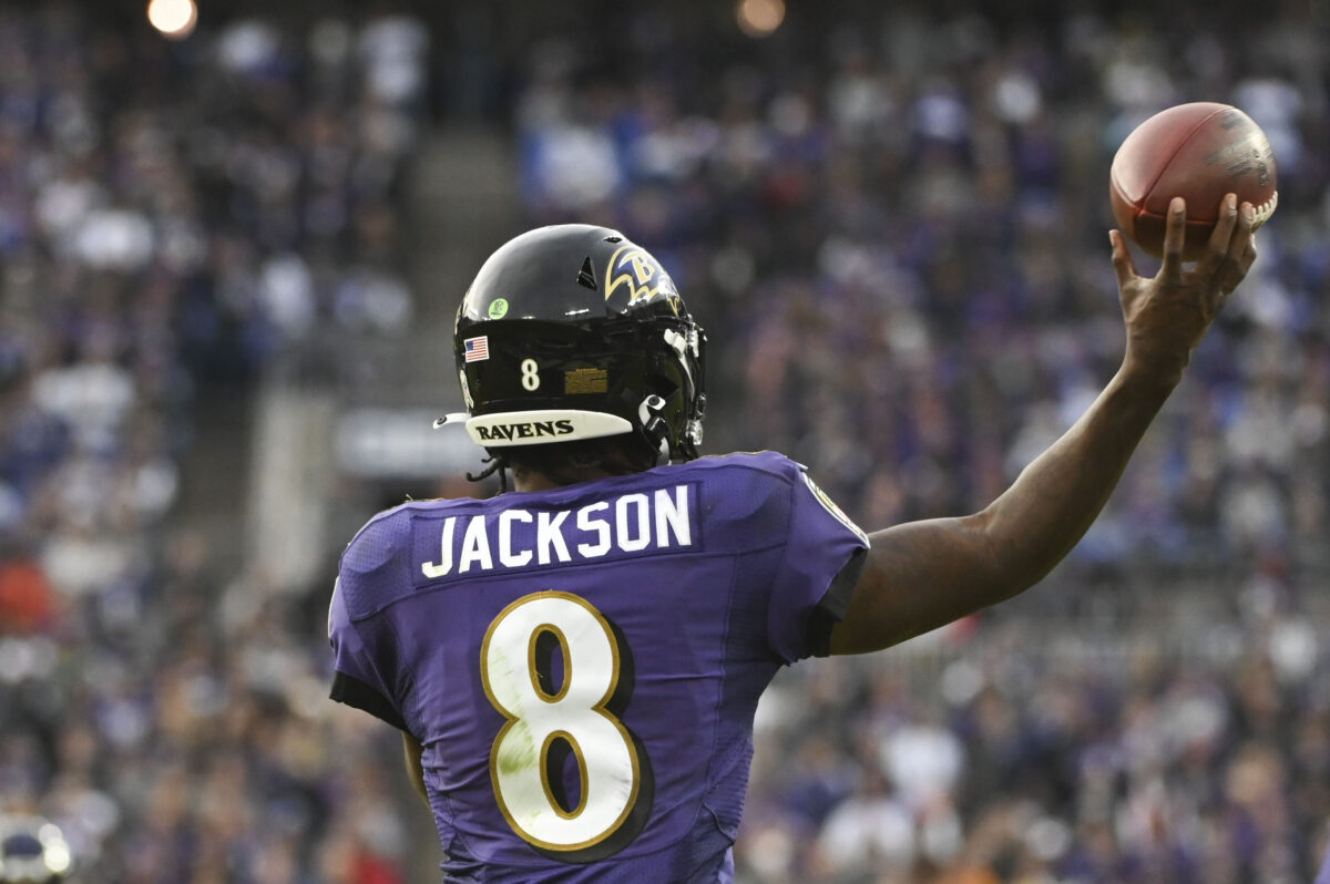 Current, former Ravens players react to franchise tag designation for QB Lamar Jackson