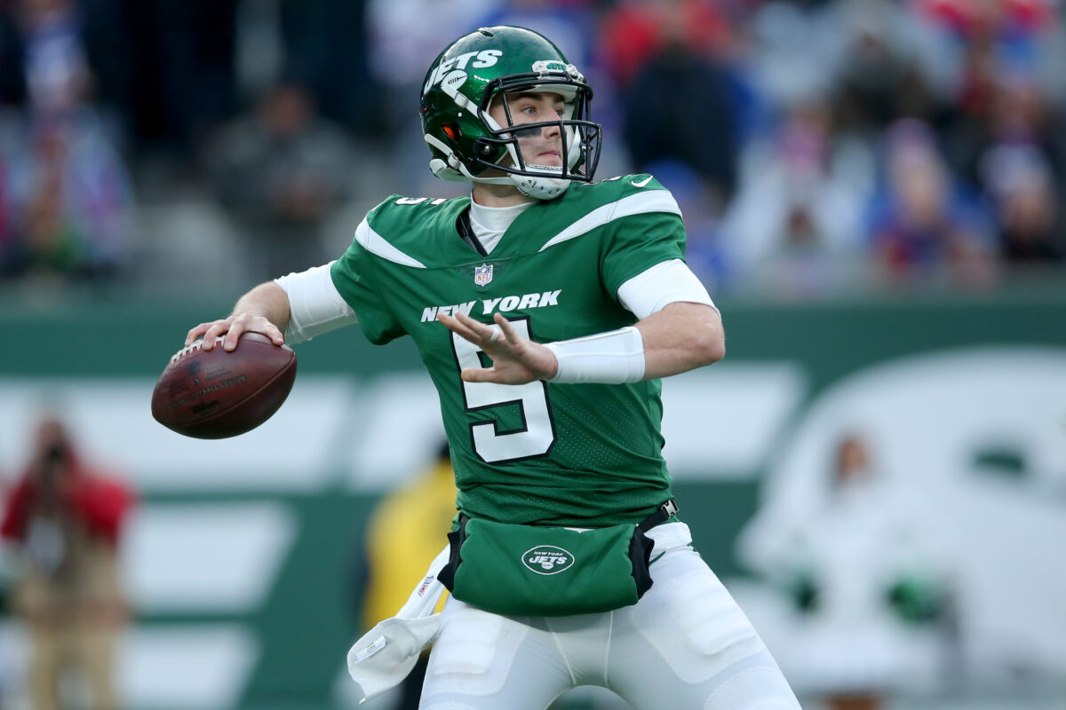 Jets QB says he’d be interested in playing for Dolphins