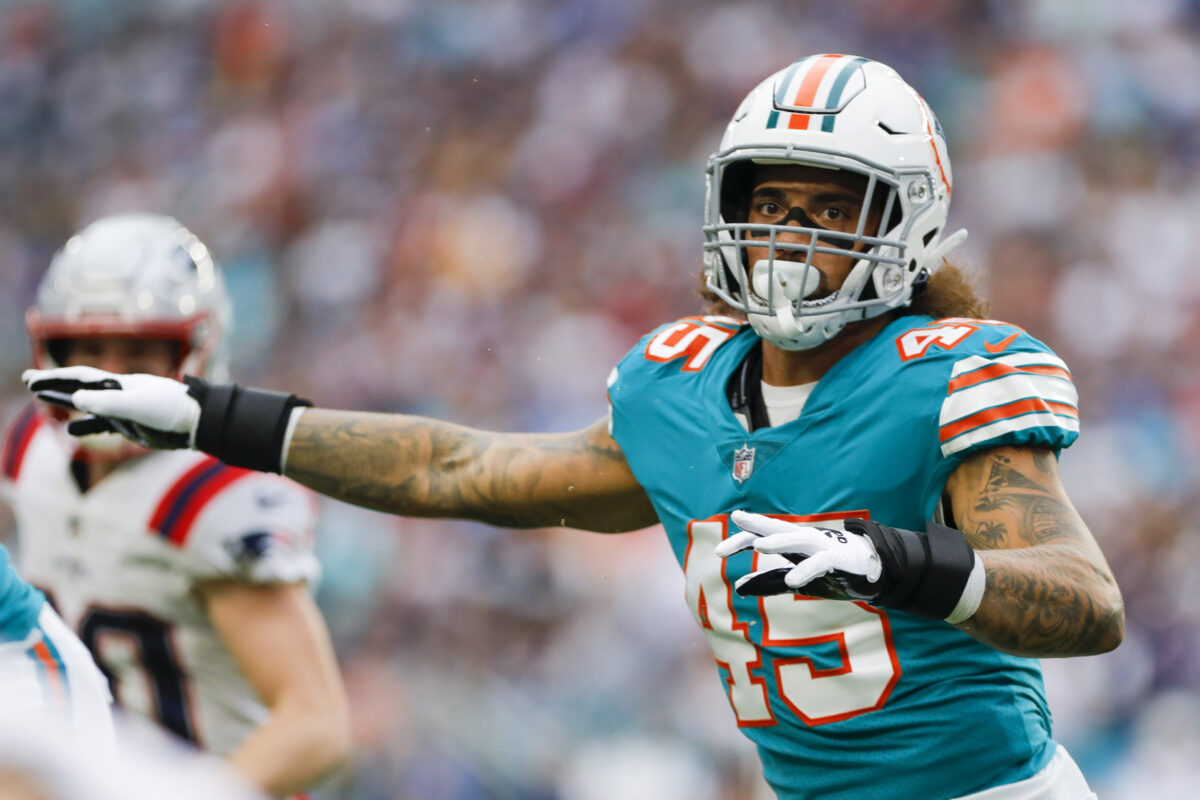 Analyzing the terms of Duke Riley’s deal with the Dolphins