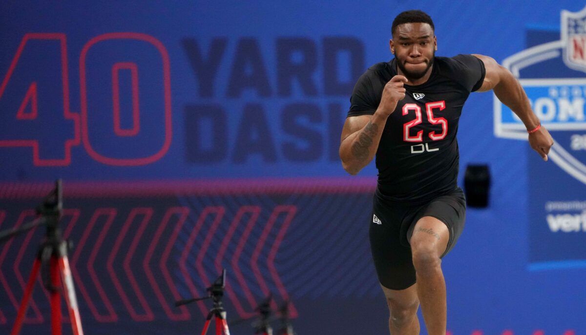 Panthers’ Amaré Barno holds on to 40-yard dash record for DL