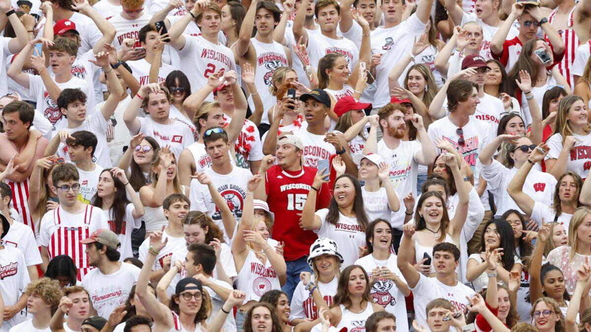Camp Randall ranked in top 12 best CFB fan environments by 247Sports