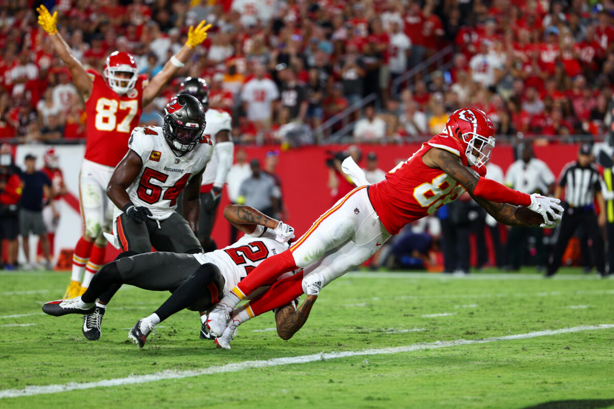 Chiefs tender exclusive rights free agent TE Jody Fortson