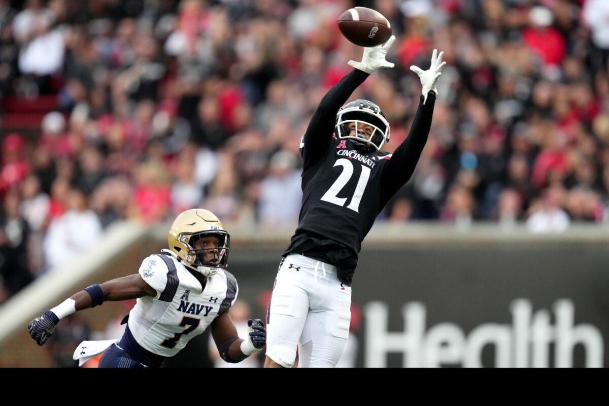 Rams met with Cincinnati WRs Tre Tucker and Tyler Scott before pro day