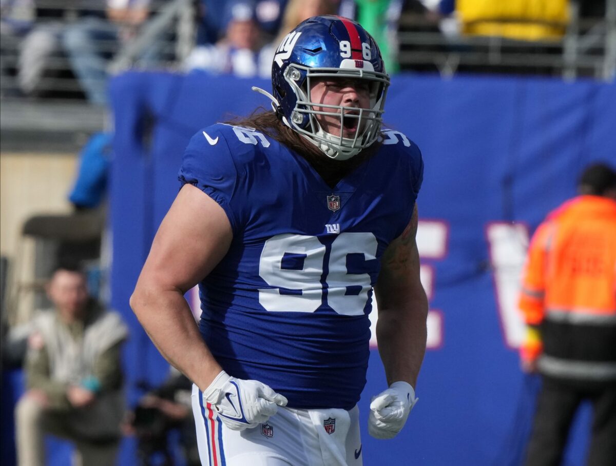 Jaguars agree to terms with ex-Giants DT Henry Mondeaux