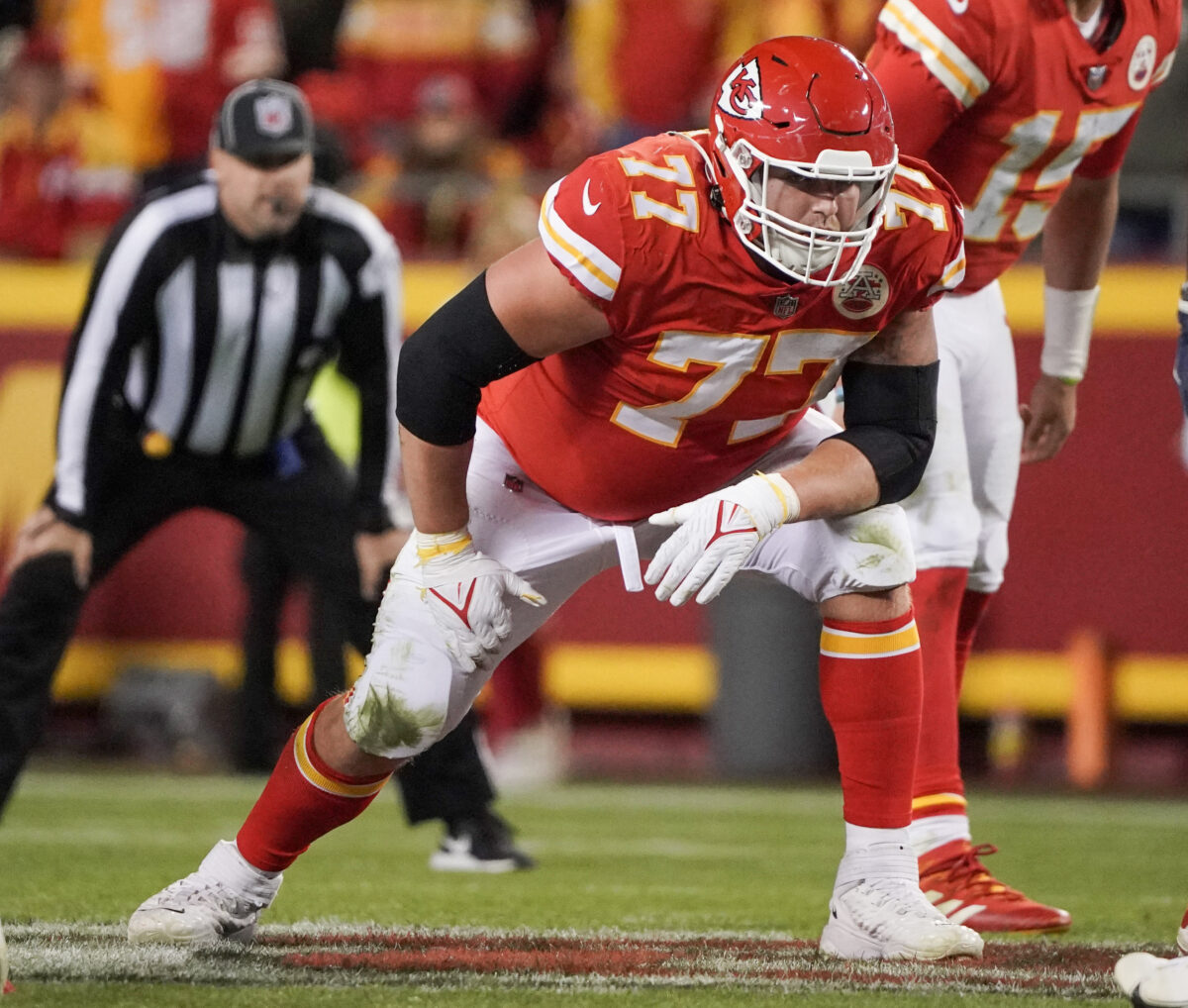 Commanders initially address offensive line in 2023 free agency