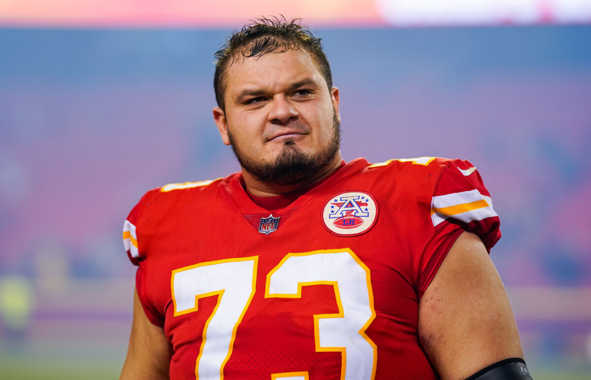 Chiefs used four-year qualifying contract on OL Nick Allegretti to save cap space