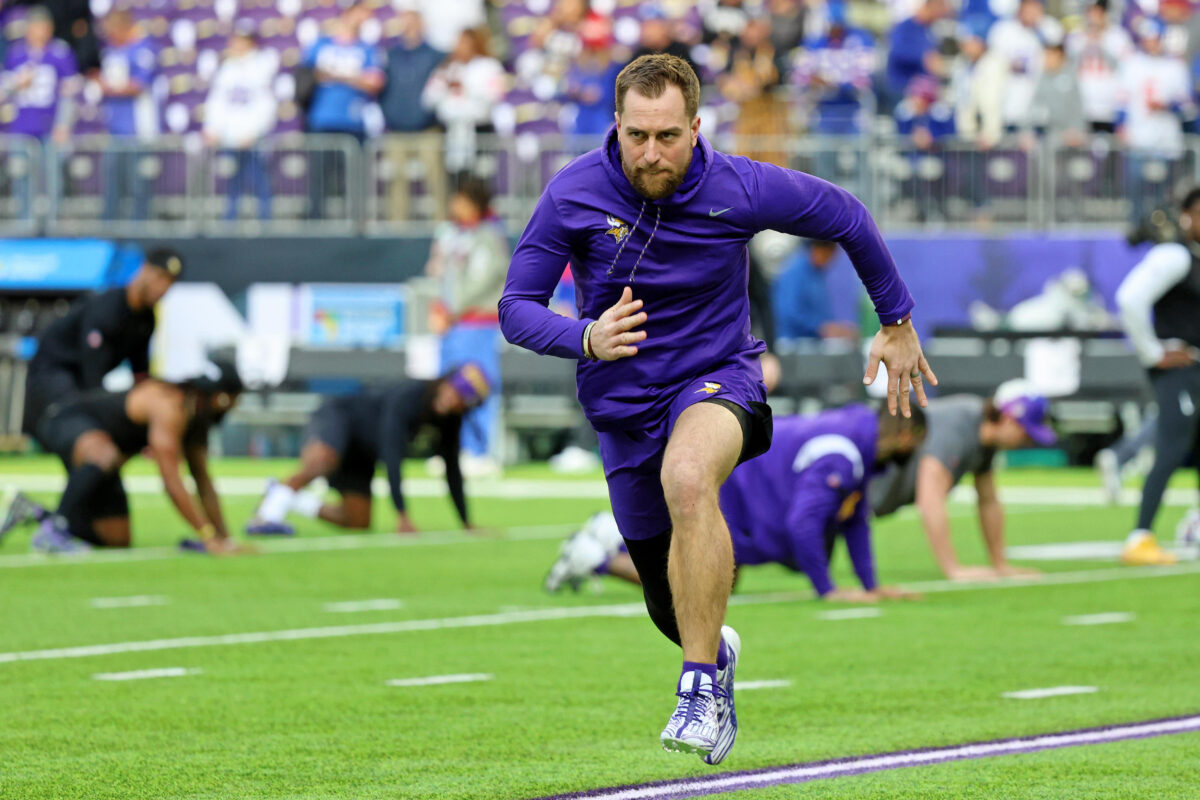 Adam Thielen cites Super Bowl aspirations, Andy Dalton as reasons for signing with Panthers
