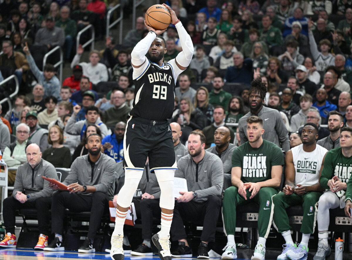 HoopsHype: Bucks’ Jae Crowder wasn’t interested in staying with the Nets past the trade deadline