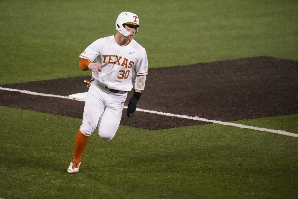 No. 21 Texas downs Texas A&M 5-2 in College Station