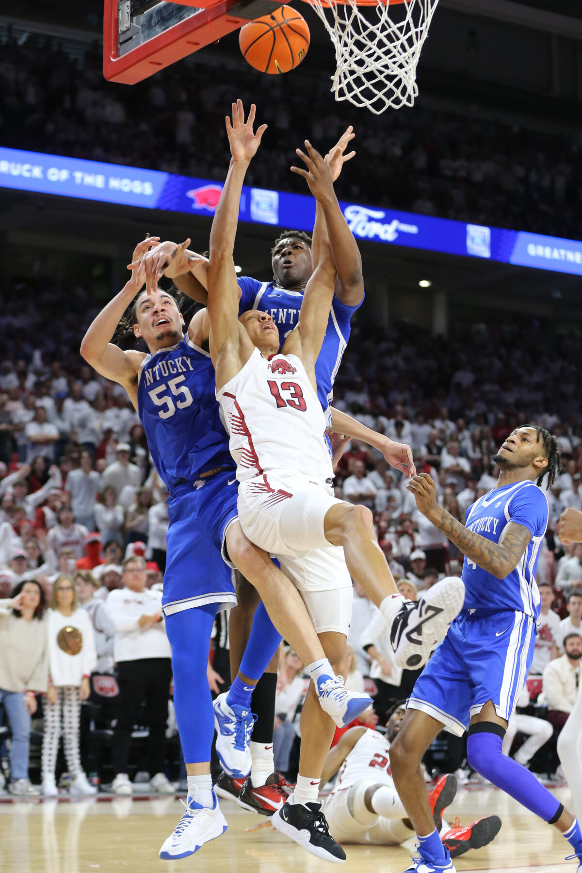 Photo gallery: A chippy and emotional Arkansas game against Kentucky