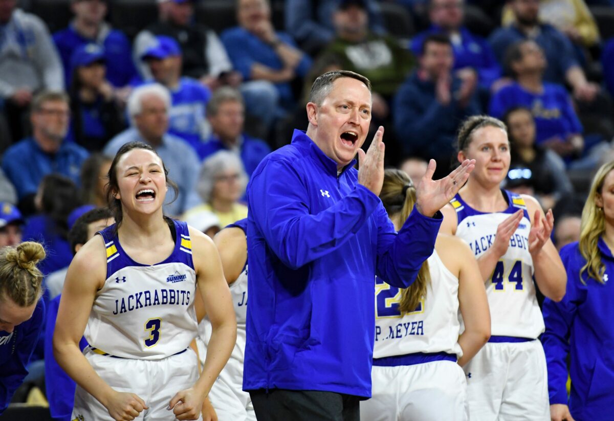 South Dakota State coaches, players react to OT win vs USC in March Madness