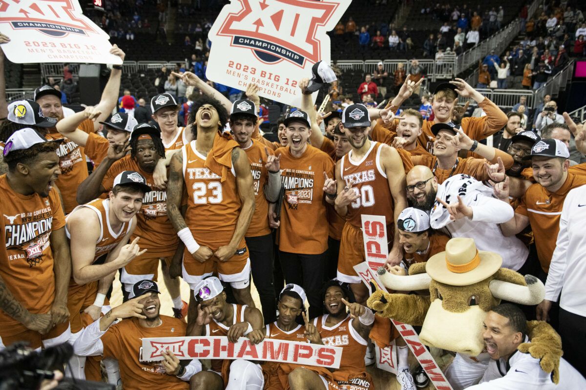 Big 12 CHAMPIONS: Texas tramples Kansas, 76-56