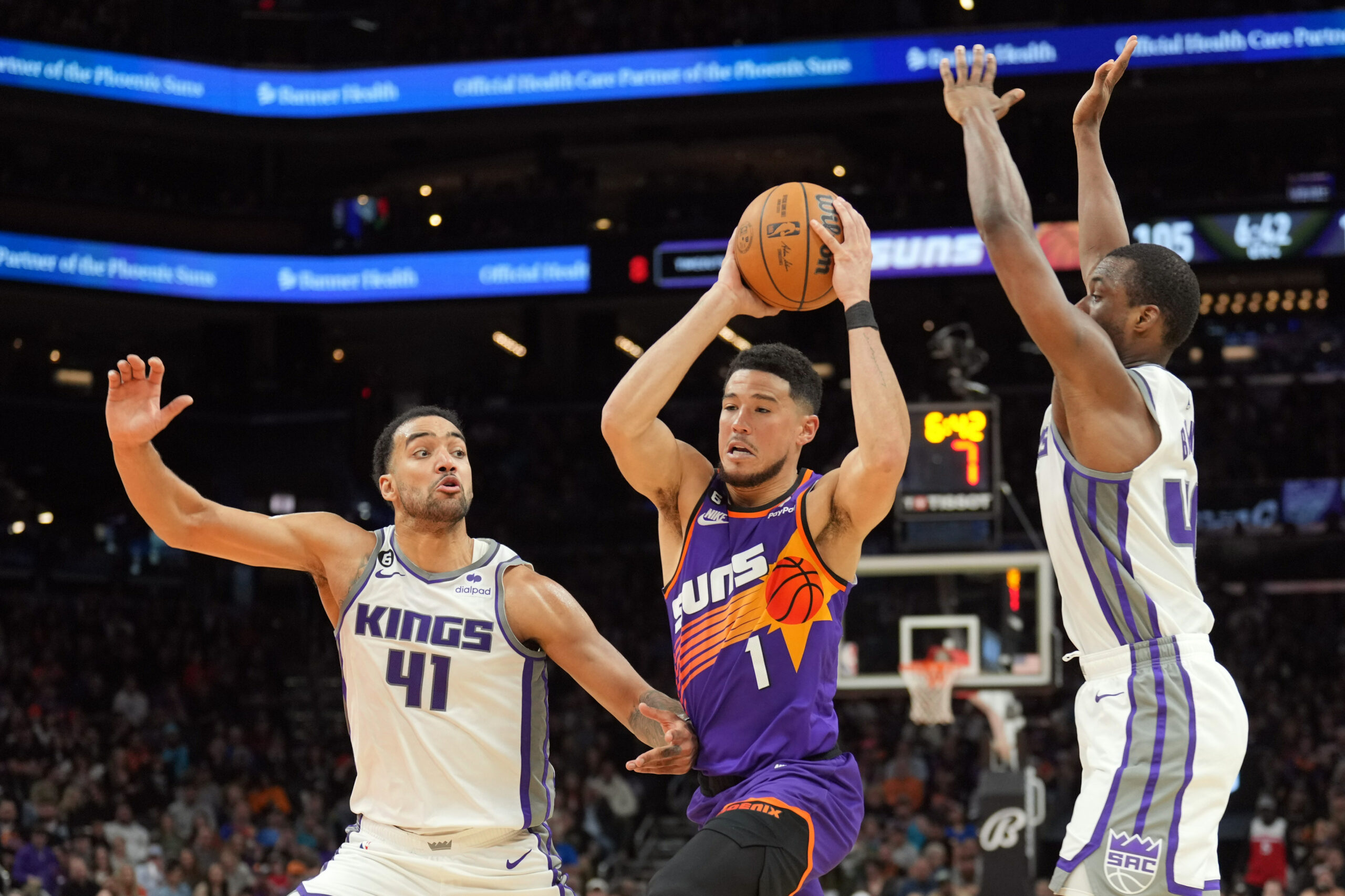 Phoenix Suns at Sacramento Kings odds, picks and predictions