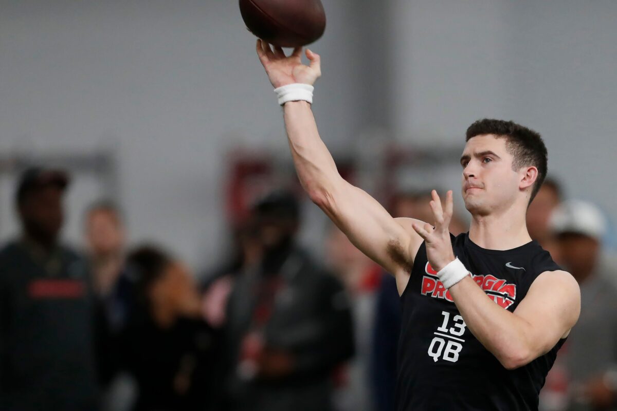 Watch: Stetson Bennett throws at Georgia’s pro day