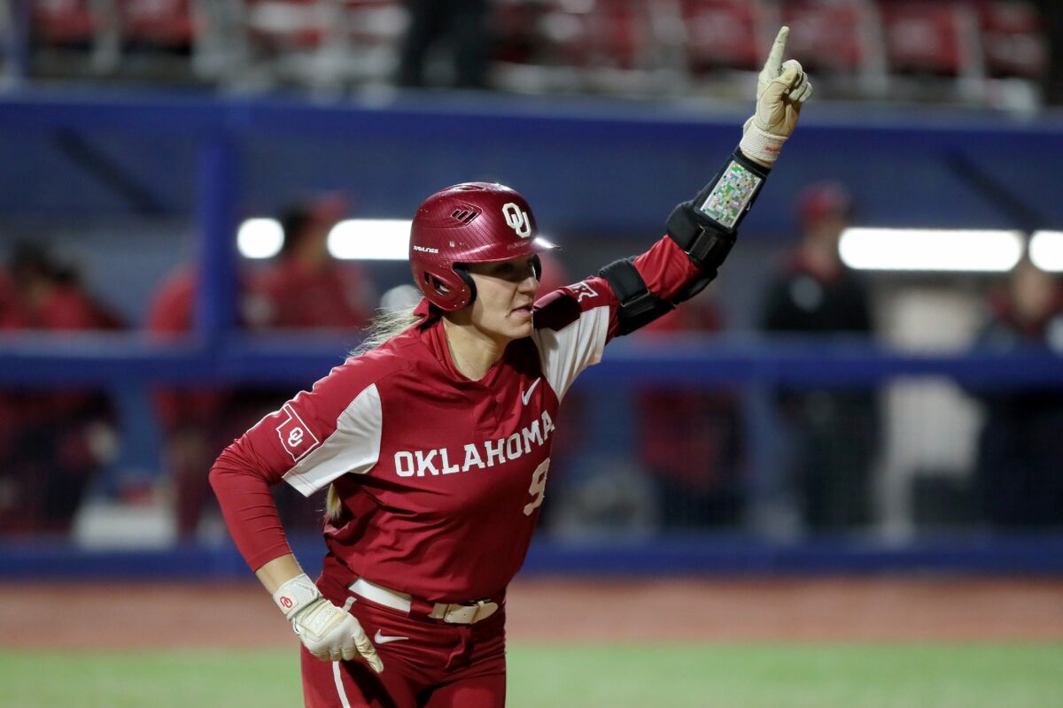 Oklahoma Sooners unanimous No. 1 in NFCA USA TODAY Sports Coaches Poll