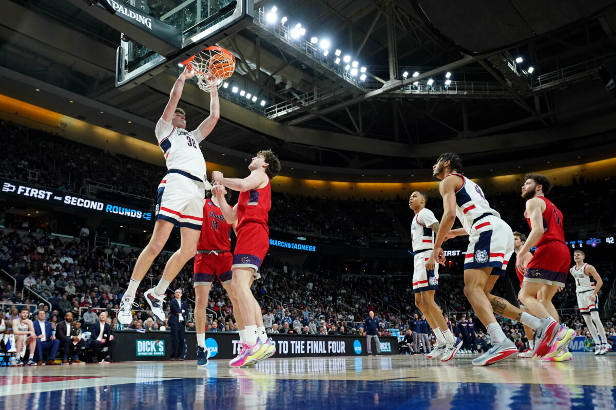 Arkansas vs. UConn, live stream, TV channel, time, odds, how to watch Sweet 16