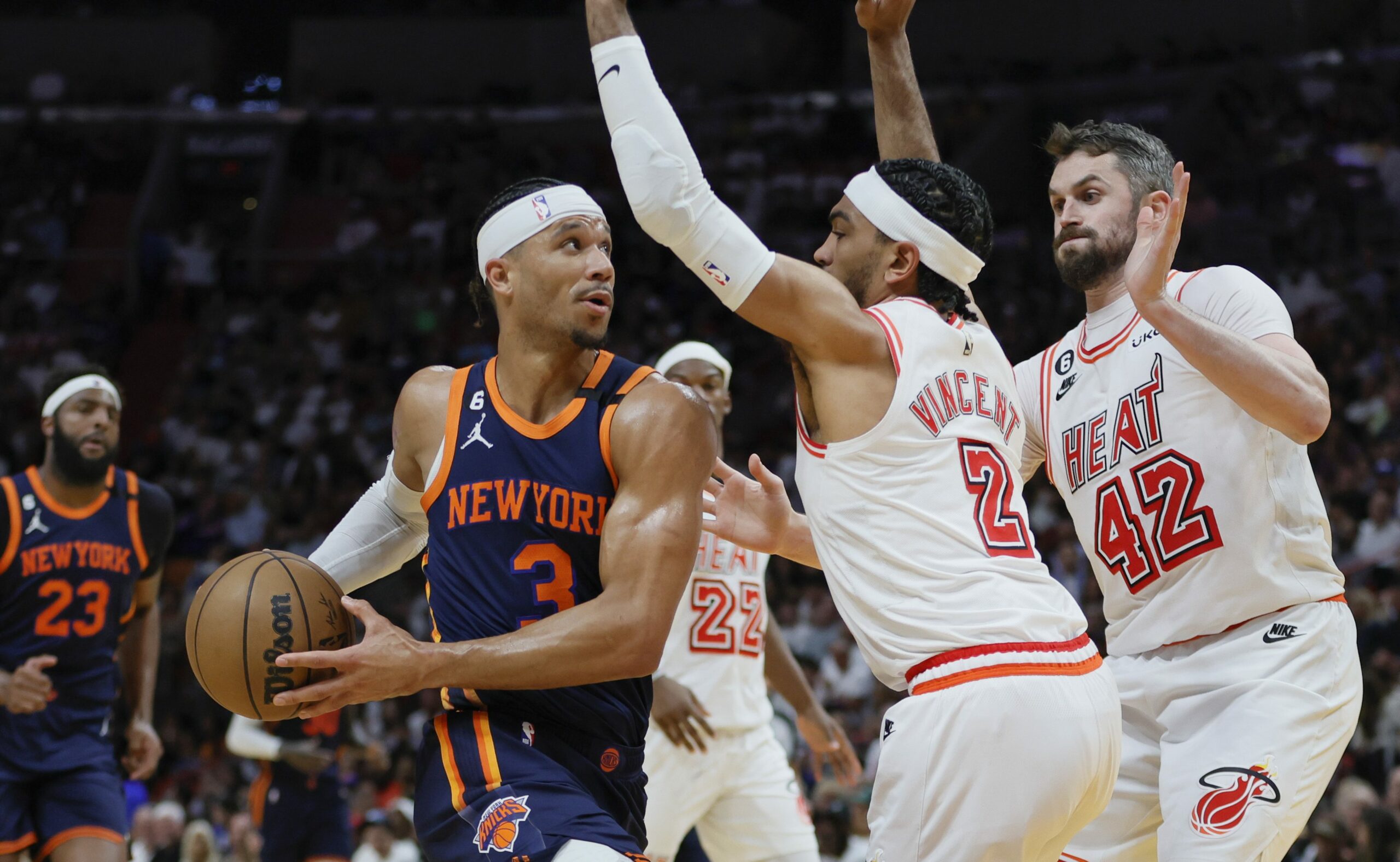 Miami Heat at New York Knicks odds, picks and predictions