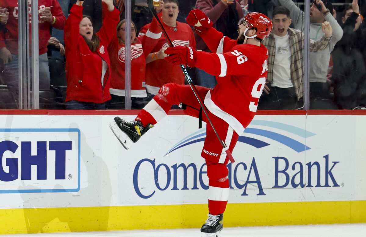 Detroit Red Wings at Winnipeg Jets odds, picks and predictions