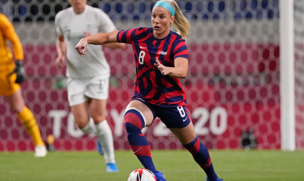 Julie Ertz returns to USWNT after nearly two-year absence