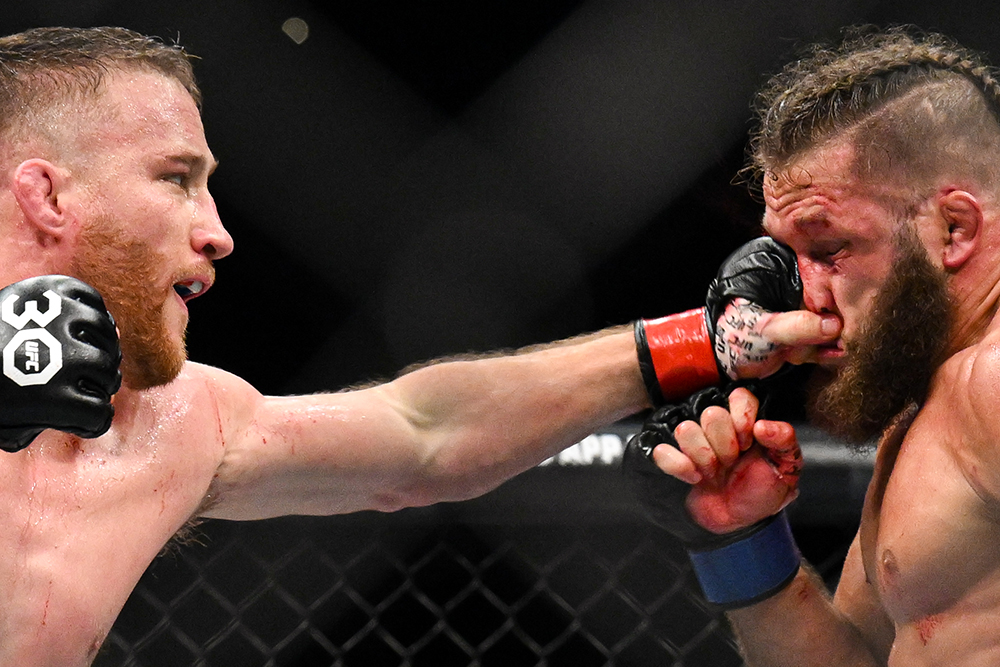 Justin Gaethje def. Rafael Fiziev at UFC 286: Best photos