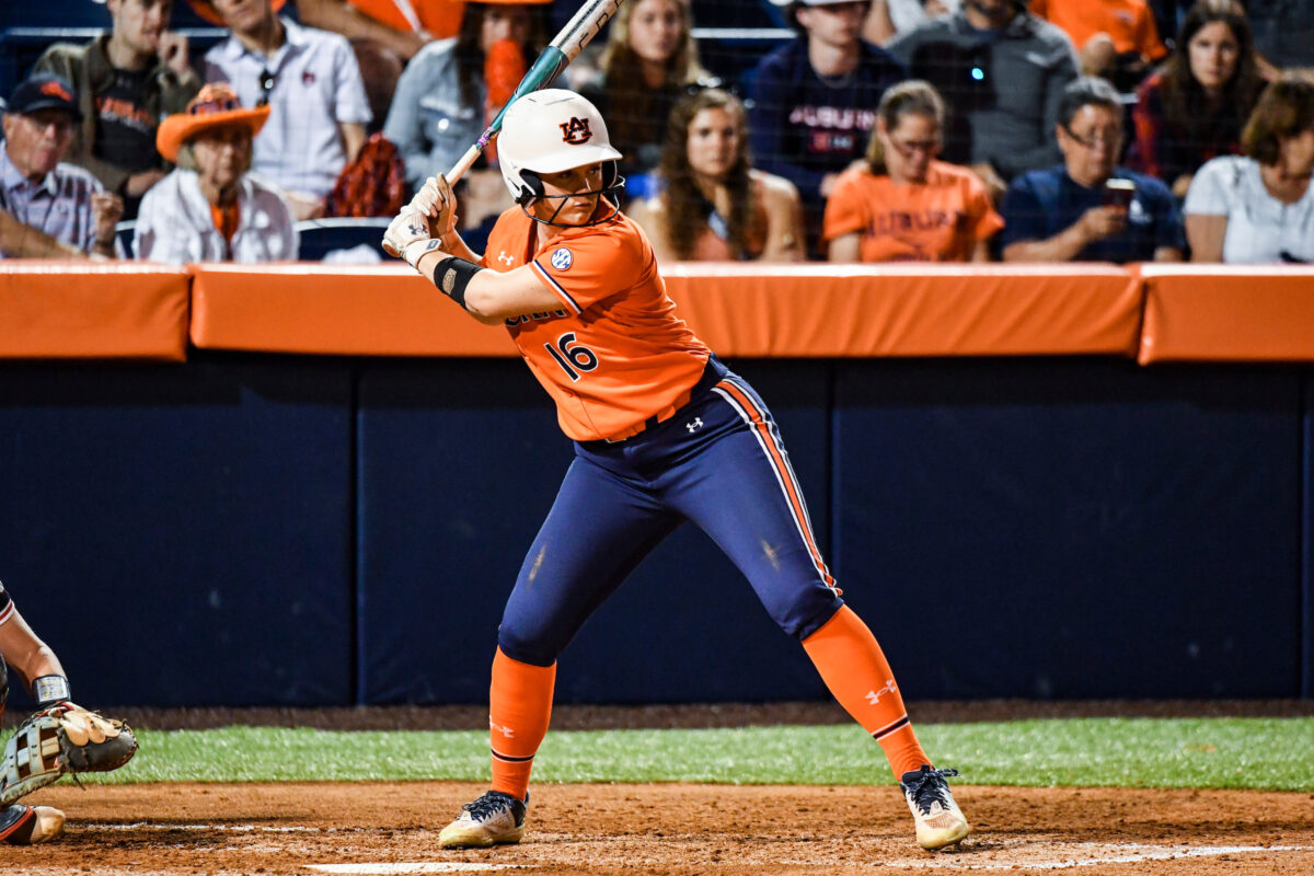 McCrary leads Auburn to win over Troy