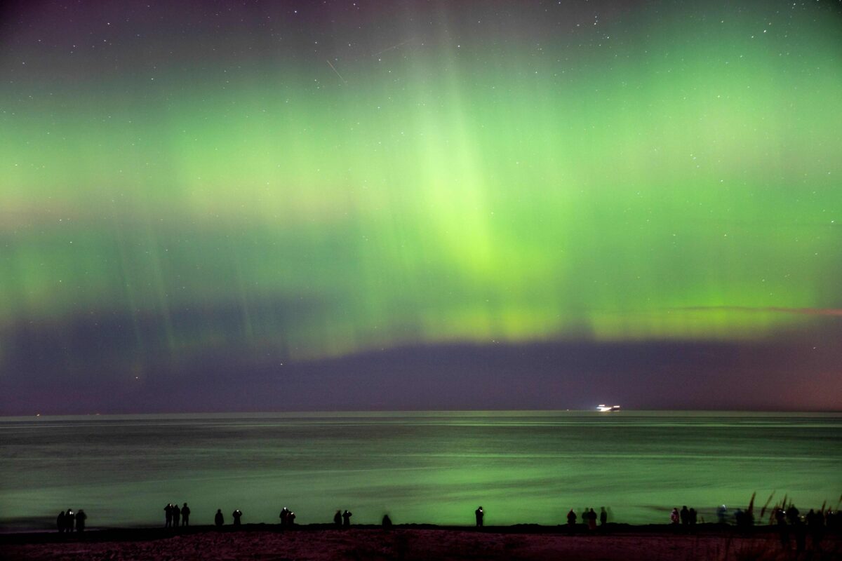 Northern lights in images: Aurora borealis creates art in the sky across the U.S.