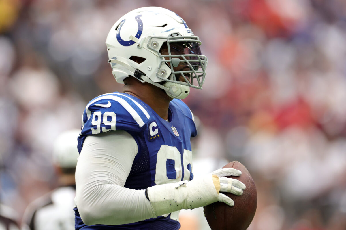 Colts restructure DeForest Buckner’s contract