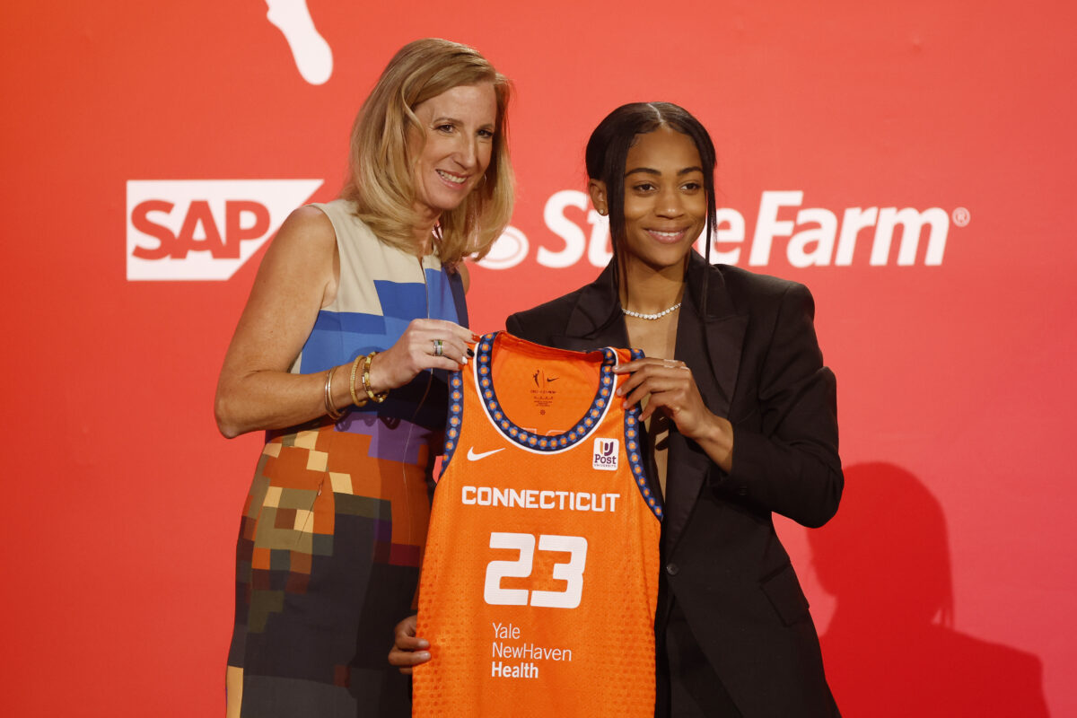 Alexis Morris picked by Connecticut Sun in 2nd round of WNBA draft