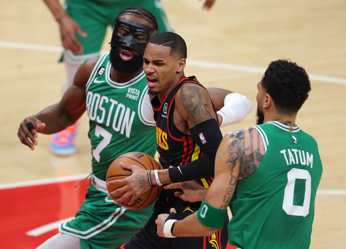 Jaylen Brown, Jayson Tatum combine for 62 points in Celtics’ Game 4 win over the Hawks