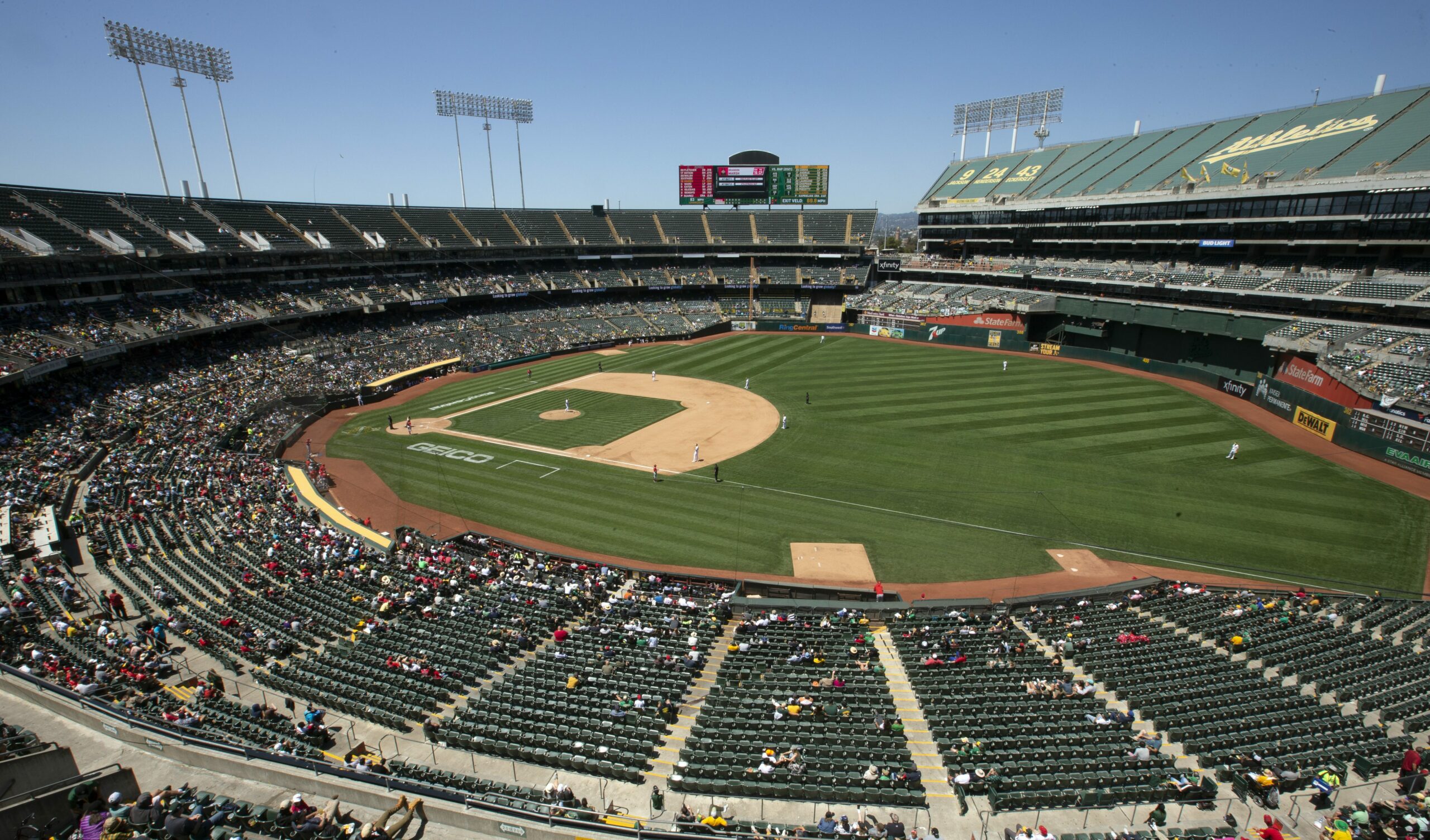 Oakland unbelievably lost all three of its pro sports teams in just 5 years