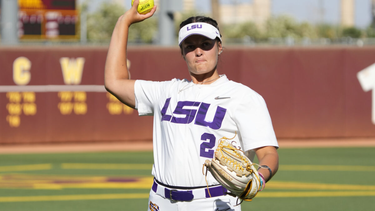LSU softball sweeps Mississippi with 8-0 shutout in Game 3