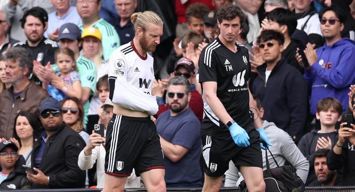 Tim Ream exits Fulham-Man City match with ugly arm injury