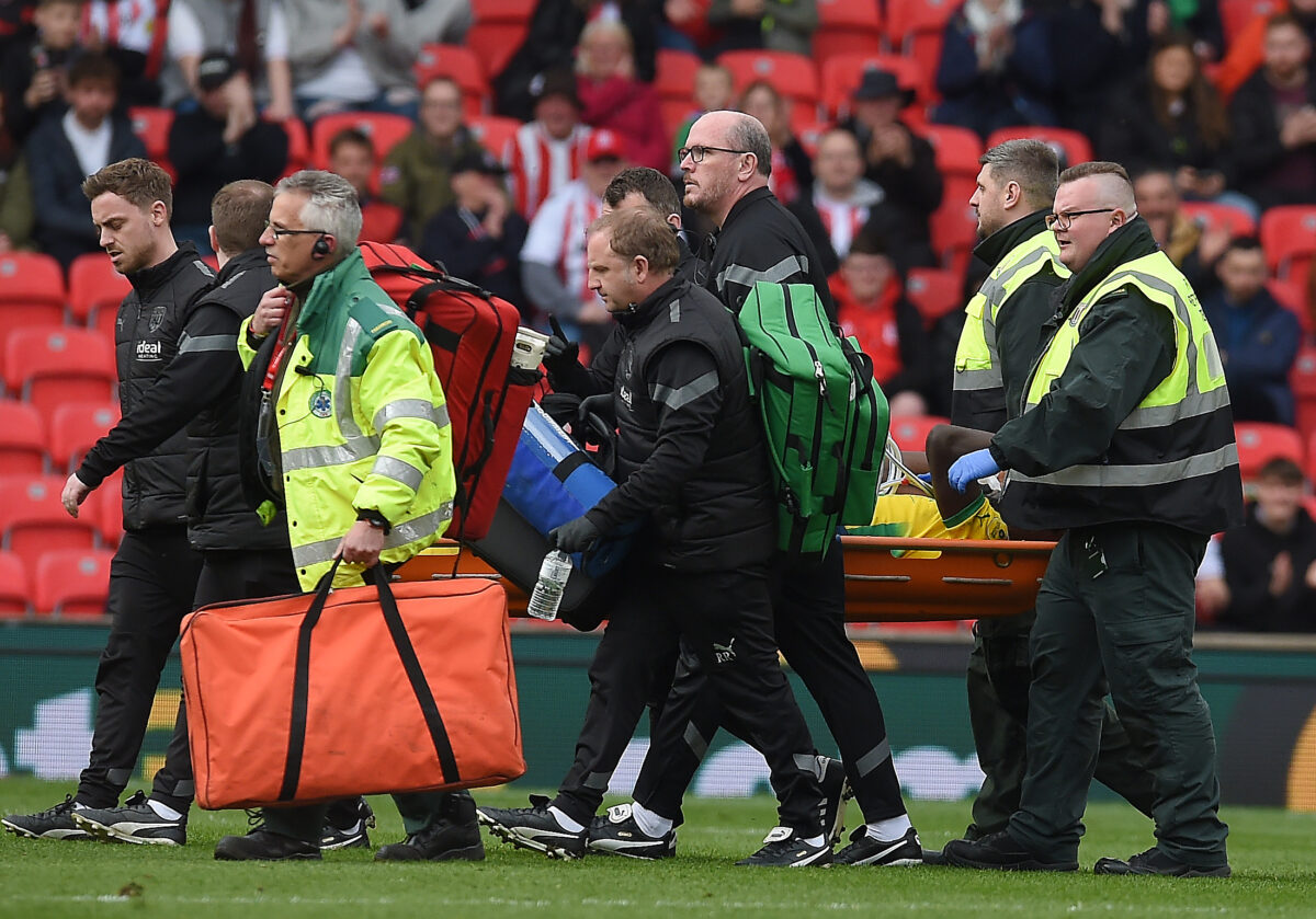 Daryl Dike stretchered off after Achilles injury with West Brom