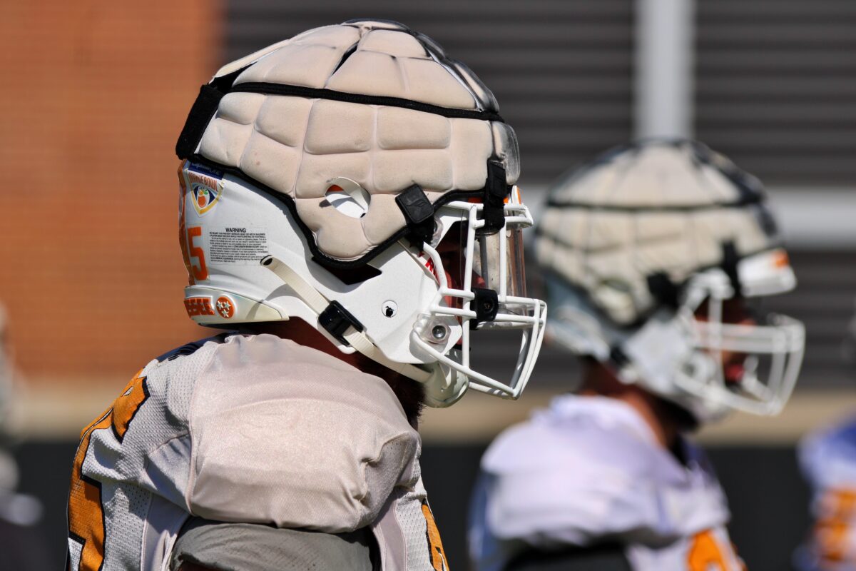 Tennessee scrimmages for first time during spring practices