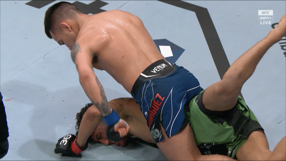 UFC 287 results: Christian Rodriguez scores upset, becomes first to defeat Raul Rosas Jr.